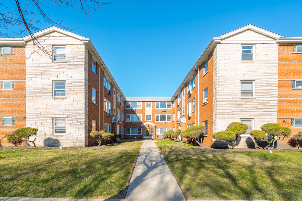 36 South Kensington Avenue La Grange IL 60525