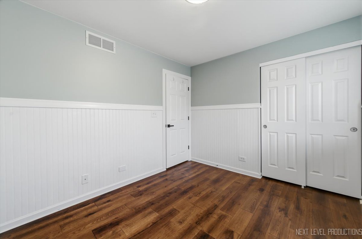 1078 Parkhill Circle Aurora IL 60502