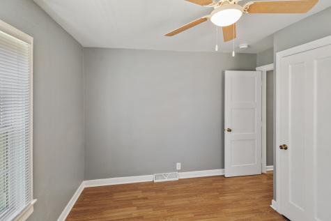 14336 South Harrison Avenue Posen IL 60469