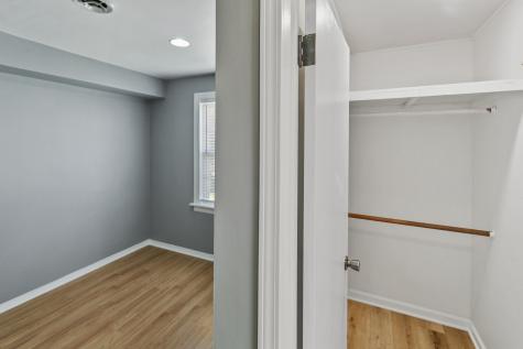14336 South Harrison Avenue Posen IL 60469