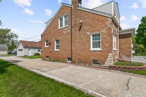 14336 South Harrison Avenue Posen IL 60469
