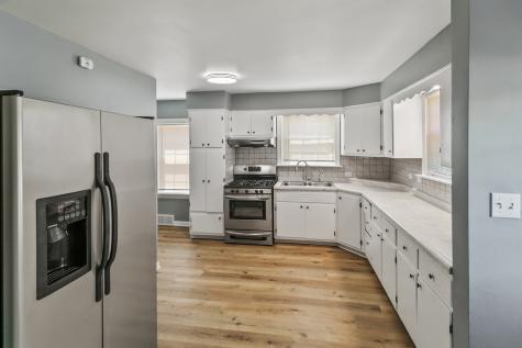 14336 South Harrison Avenue Posen IL 60469