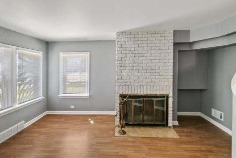 14336 South Harrison Avenue Posen IL 60469