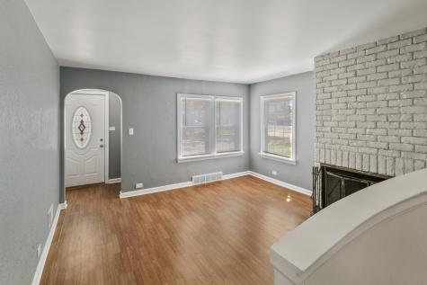 14336 South Harrison Avenue Posen IL 60469