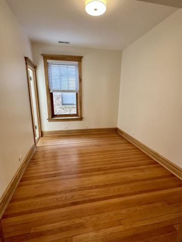 5719 North Kenmore Avenue Chicago IL 60660