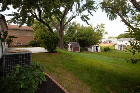 9012 West 89th Street Hickory Hills IL 60457