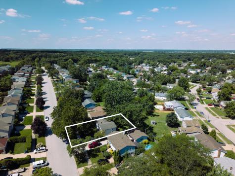 9012 West 89th Street Hickory Hills IL 60457