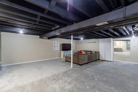 217 Fishing Lane Wood Dale IL 60191