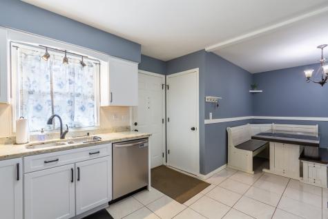 217 Fishing Lane Wood Dale IL 60191