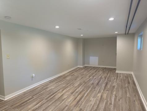 6758 South Karlov Avenue Chicago IL 60629