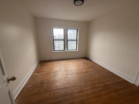 7351 North Damen Avenue Chicago IL 60645