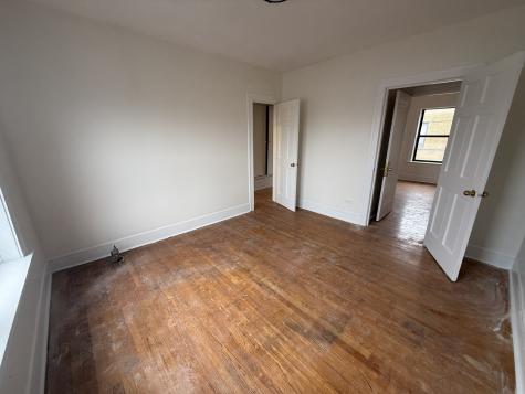 7351 North Damen Avenue Chicago IL 60645