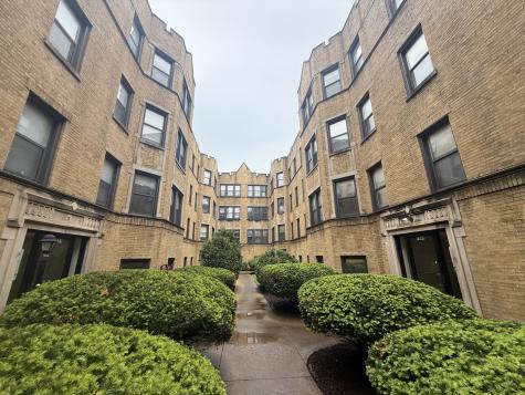 7351 North Damen Avenue Chicago IL 60645