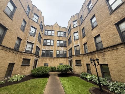7351 North Damen Avenue Chicago IL 60645