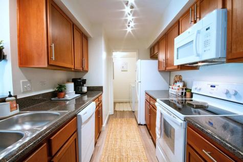 4221 Windrift Drive Aurora IL 60504