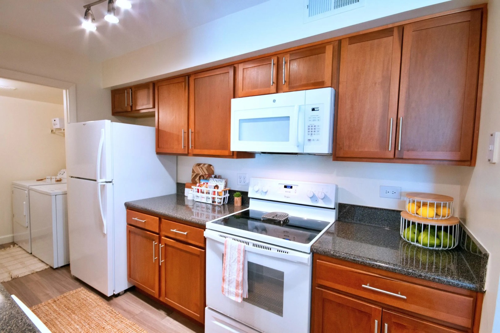 4221 Windrift Drive Aurora IL 60504