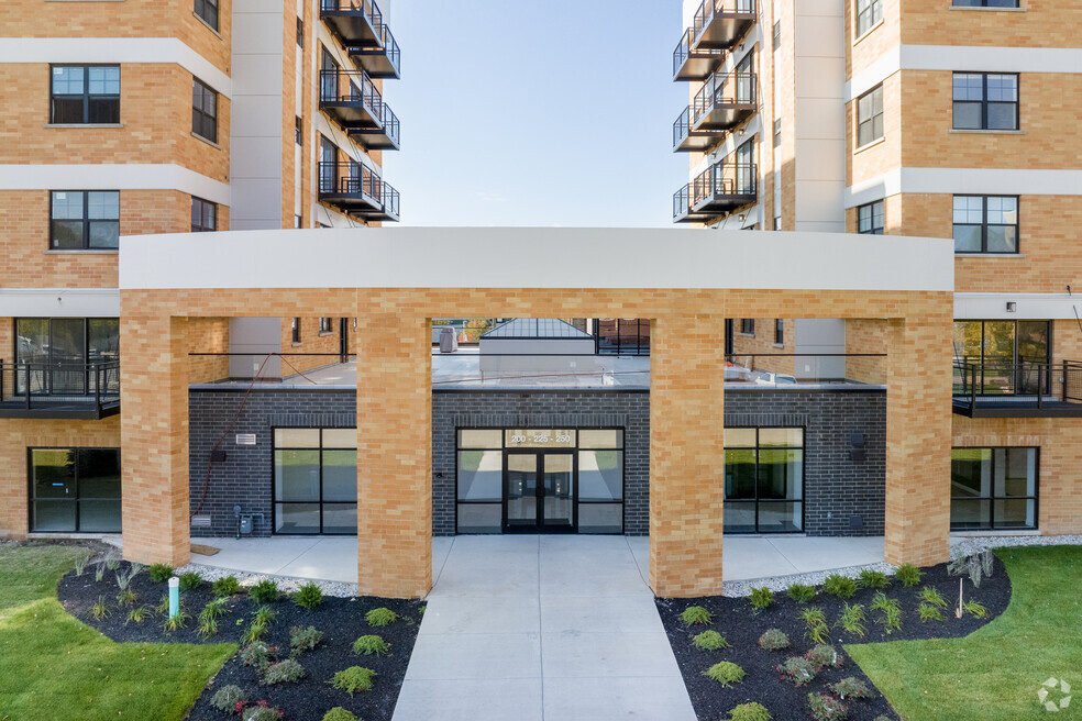 200 Anthony Avenue Mundelein IL 60060