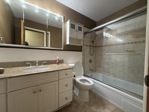 5324 Waterbury Drive Crestwood IL 60418