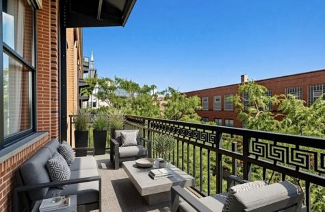 1040 West Adams Street Chicago IL 60607