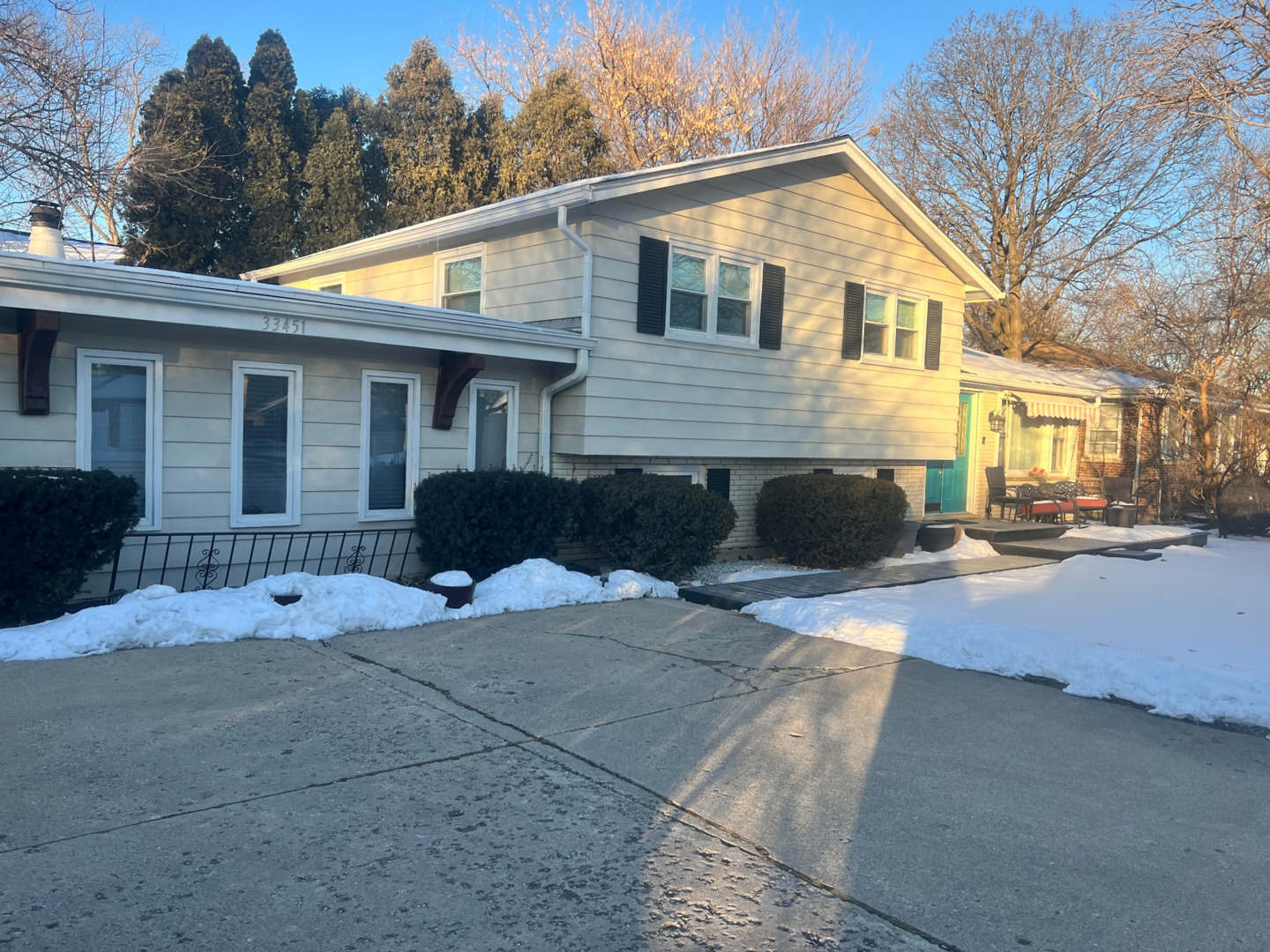 33451 North Sears Boulevard Grayslake IL 60030