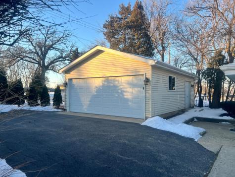 33451 North Sears Boulevard Grayslake IL 60030