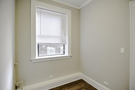 817 West Lakeside Place Chicago IL 60640