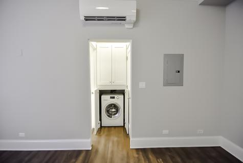 817 West Lakeside Place Chicago IL 60640