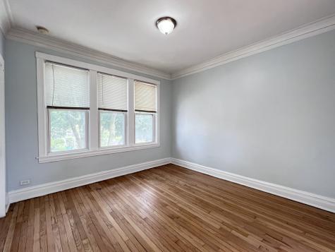 8856 South Lowe Avenue Chicago IL 60620
