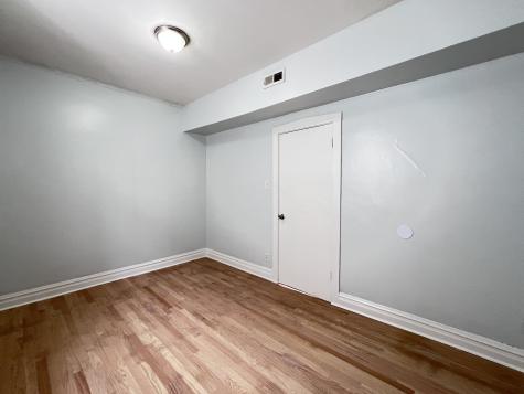 8856 South Lowe Avenue Chicago IL 60620