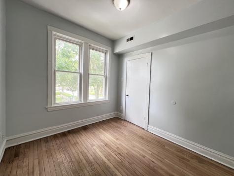 8856 South Lowe Avenue Chicago IL 60620