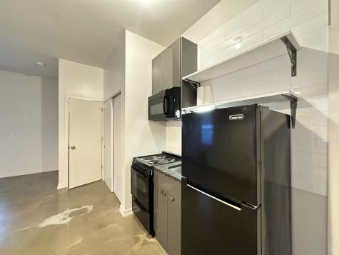 1136 West Wilson Avenue Chicago IL 60640