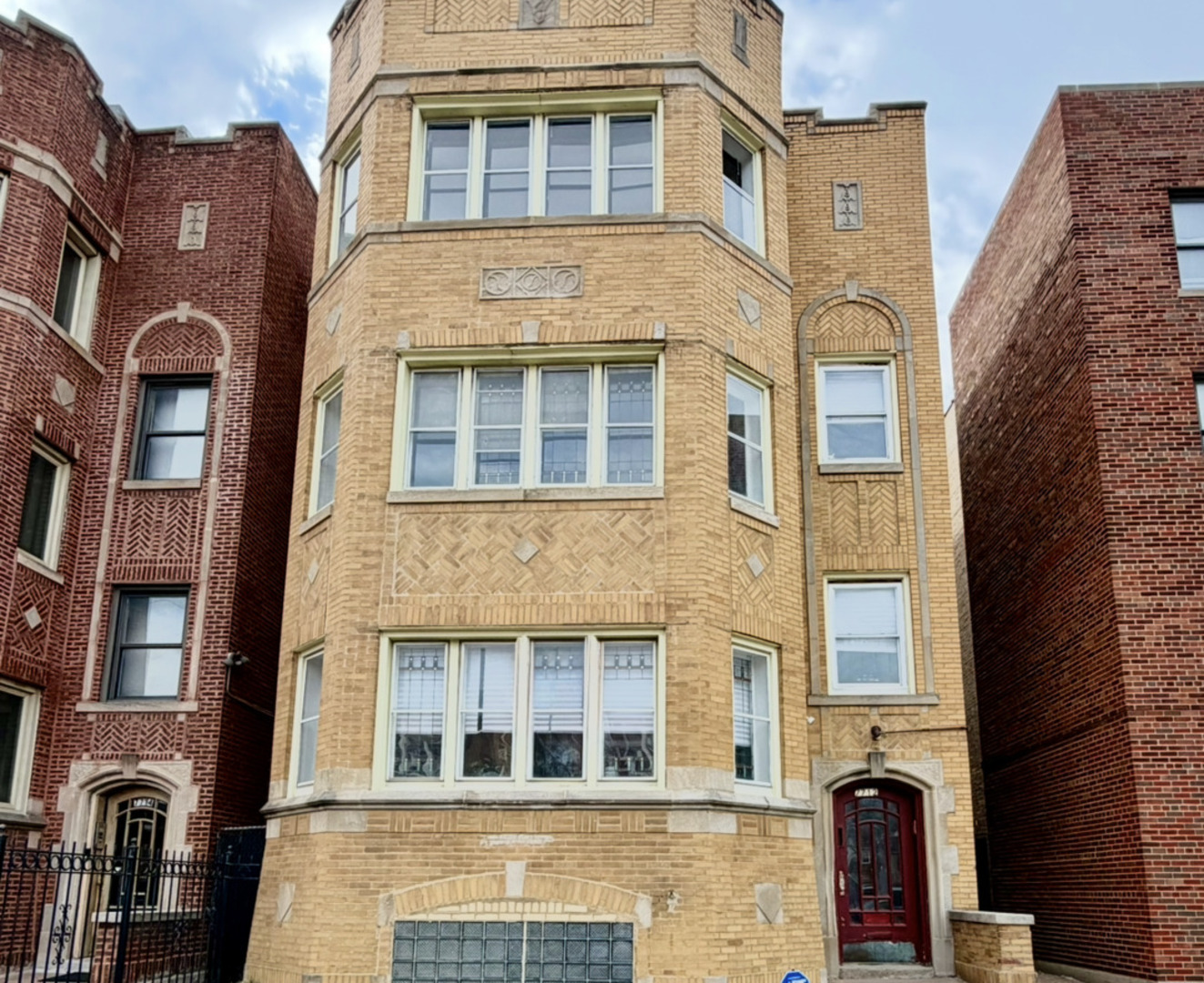 7712 South Jeffery Boulevard Chicago IL 60649