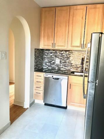 1824 North Lincoln Park West Chicago IL 60614