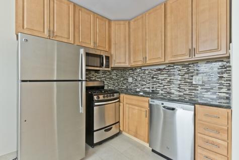 1824 North Lincoln Park West Chicago IL 60614