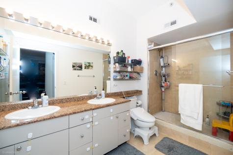 165 North Canal Street Chicago IL 60606