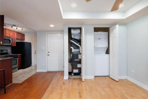 6345 North Washtenaw Avenue Chicago IL 60659