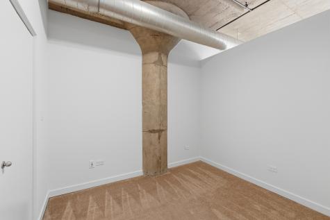 1071 West 15th Street Chicago IL 60608