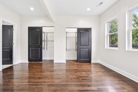 6547 South Langley Avenue Chicago IL 60637