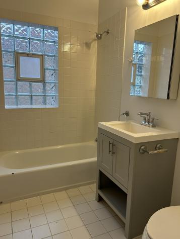2737 West Lunt Avenue Chicago IL 60645