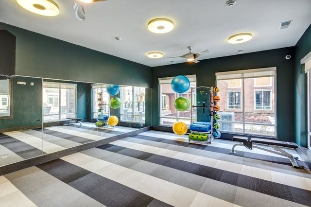 670 East Algonquin Road Schaumburg IL 60173