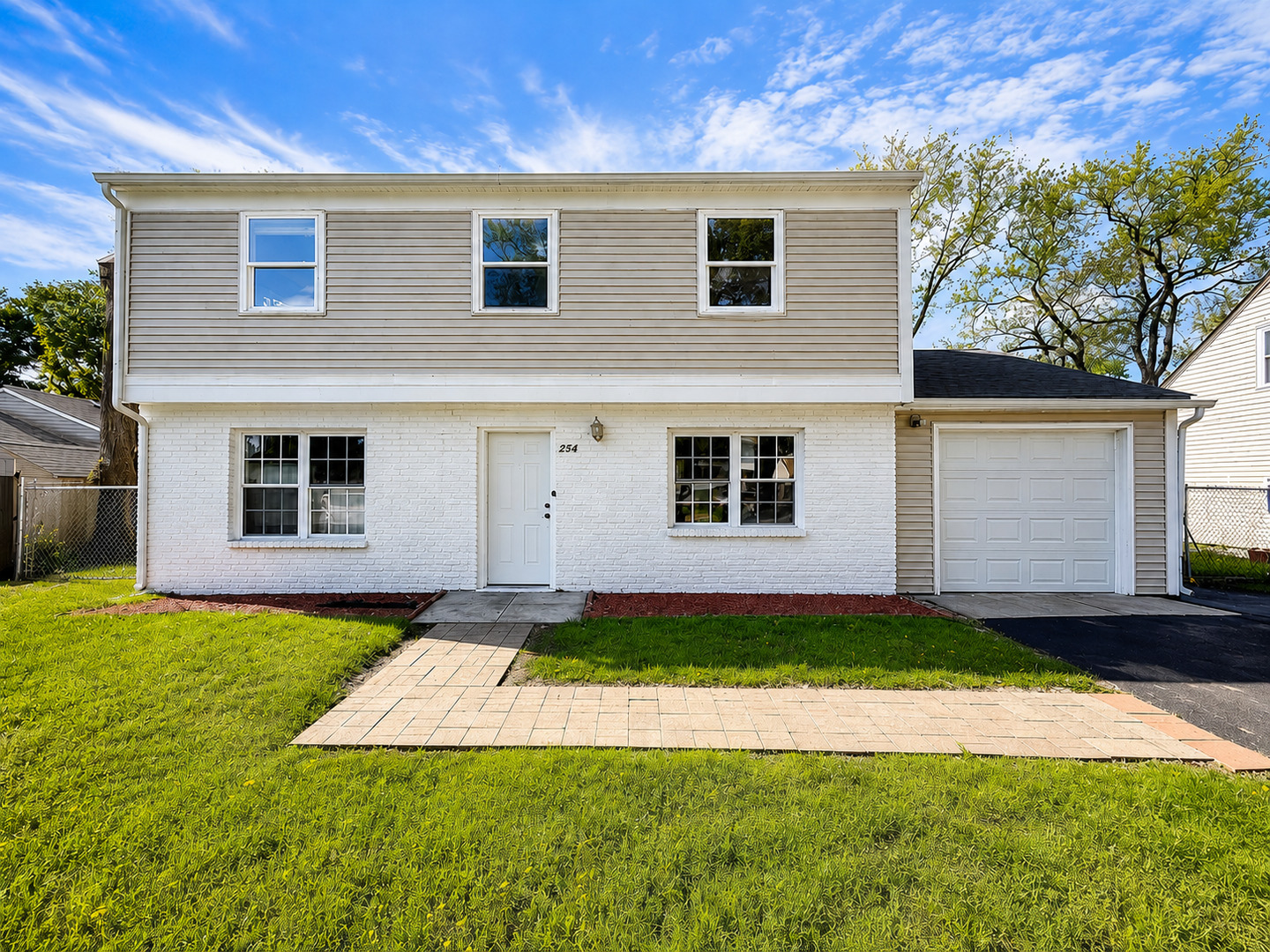 254 Thornhurst Road Bolingbrook IL 60440