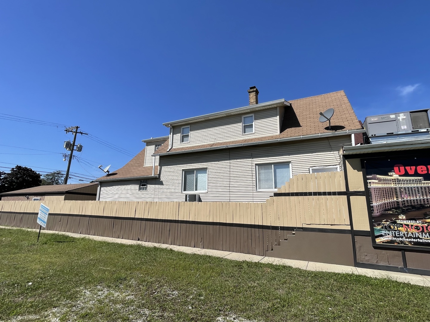714 Broadway Avenue Melrose Park IL 60160