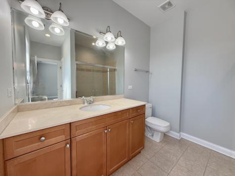 5558 West Edmunds Street Chicago IL 60630