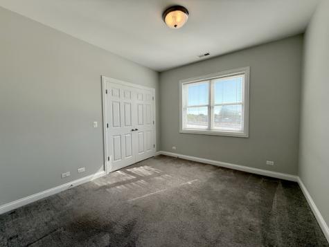 5558 West Edmunds Street Chicago IL 60630