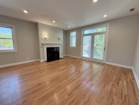 5558 West Edmunds Street Chicago IL 60630
