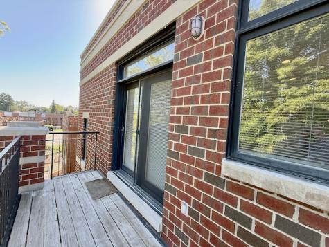 5558 West Edmunds Street Chicago IL 60630