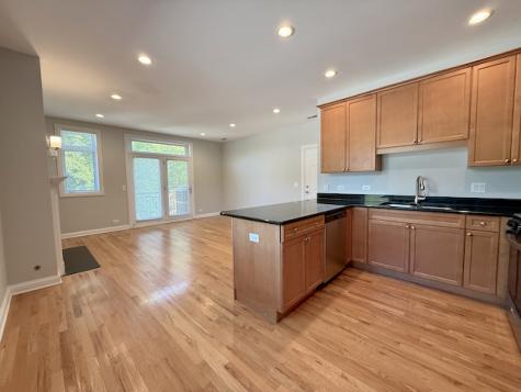 5558 West Edmunds Street Chicago IL 60630
