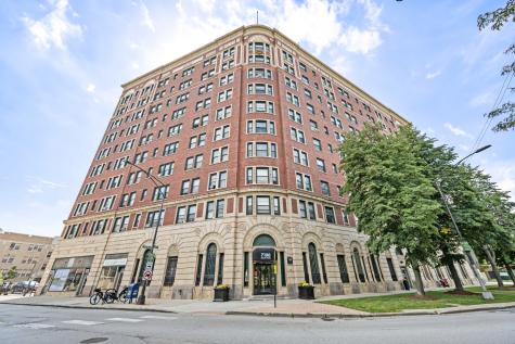 7100 South South Shore Drive Chicago IL 60649