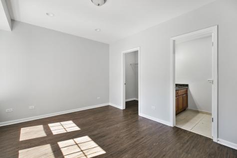 7730 North Ashland Avenue Chicago IL 60626