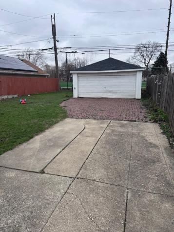 5120 West 64th Street Chicago IL 60638